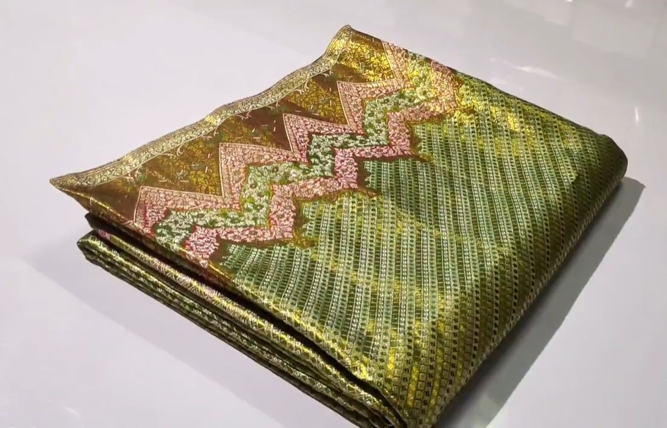 pure kanchipattu tissue